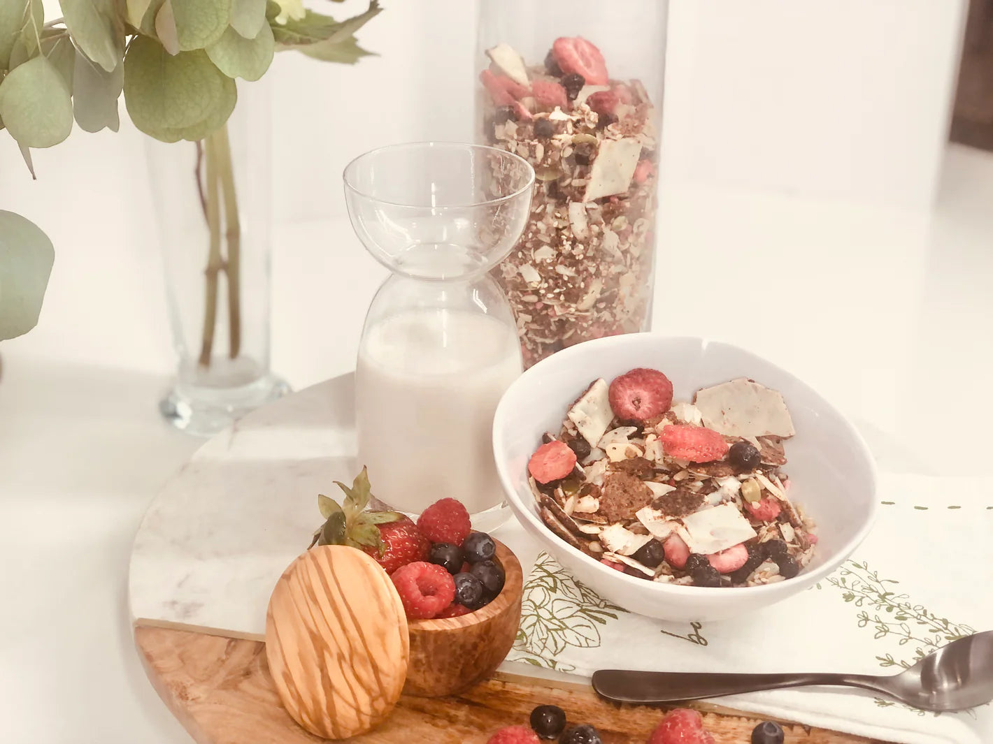Ke-nola Grain-free Soy-free Vegan Granola Strawberry Crunch Grain-Free Granola | 12 oz |